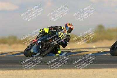 media/Dec-07-2024-CVMA (Sat) [[21c5f1ef85]]/Race 13-Amateur Supersport Middleweight/